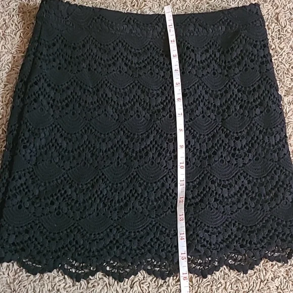 Love 21 Black Crochet Skirt Size Small - Picture 6 of 8